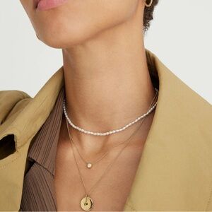 Merjuri Tiny Pearl Necklace